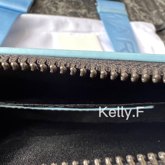 MARC JACOBS snapshot - Picture 9 of 11